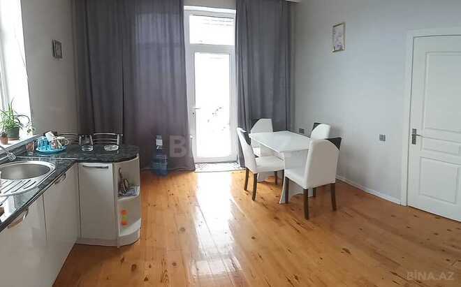 5 otaqlı həyət evi/bağ evi - Albalılıq q. - 200 m² (13)