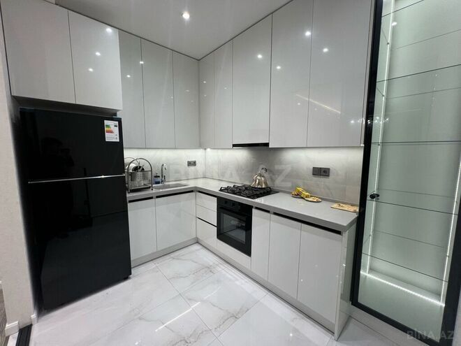 3-комн. новостройка - м. 8 ноября - 105 м² (6)