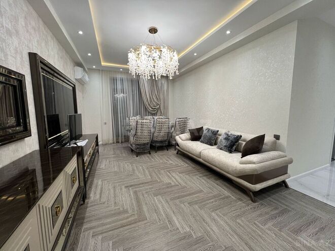 3-комн. новостройка - м. 8 ноября - 105 м² (2)