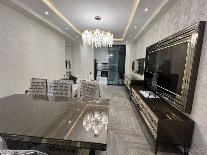 3-комн. новостройка - м. 8 ноября - 105 м² (1)