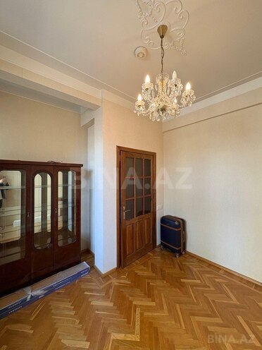 3 otaqlı köhnə tikili - 28 May m. - 80 m² (16)