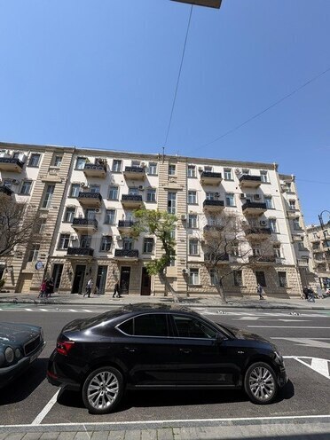 3 otaqlı köhnə tikili - 28 May m. - 80 m² (4)