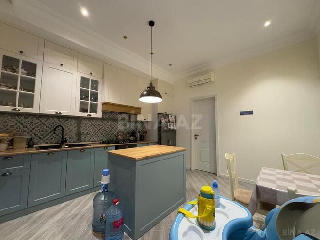 5 otaqlı həyət evi/bağ evi - Badamdar q. - 200 m² (25)