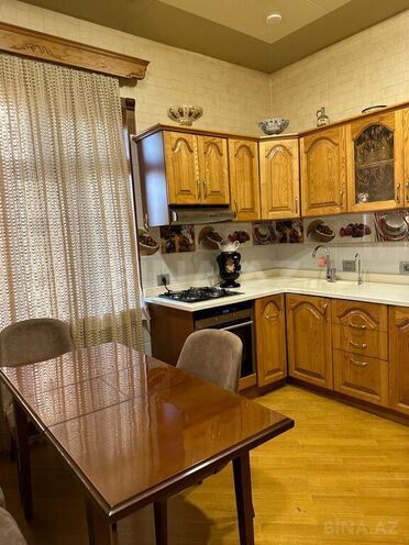 5 otaqlı həyət evi/bağ evi - Əhmədli q. - 355 m² (20)