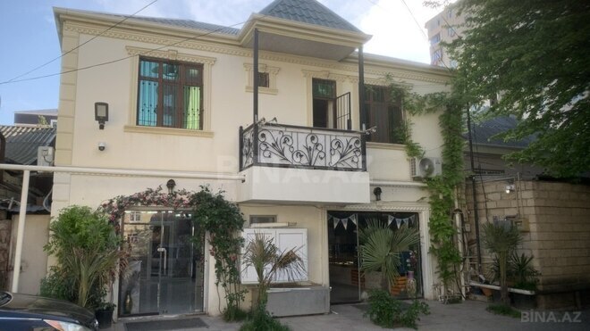 4 otaqlı həyət evi/bağ evi - Xırdalan - 300 m² (1)