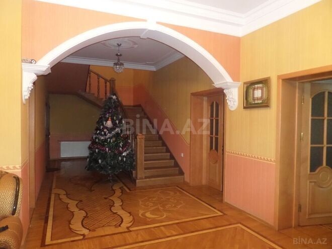 8 otaqlı həyət evi/bağ evi - Həzi Aslanov q. - 350 m² (19)