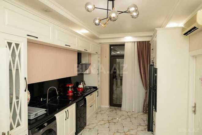 4 otaqlı yeni tikili - Azadlıq Prospekti m. - 133 m² (8)