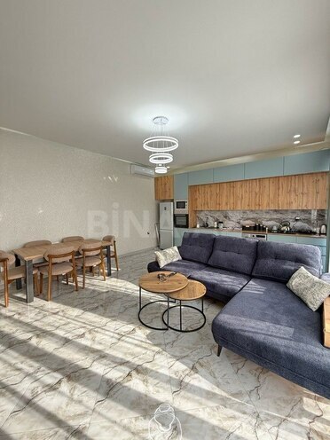 4 otaqlı həyət evi/bağ evi - Şüvəlan q. - 250 m² (10)