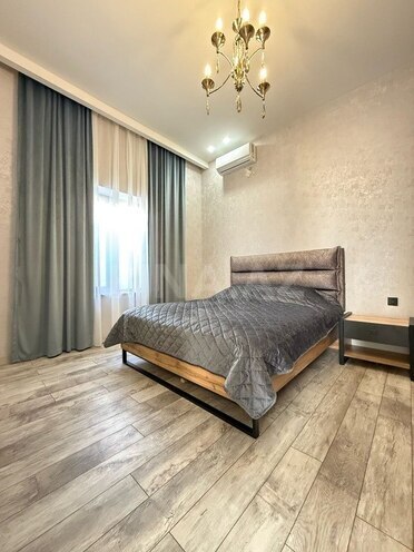 4 otaqlı həyət evi/bağ evi - Şüvəlan q. - 250 m² (11)