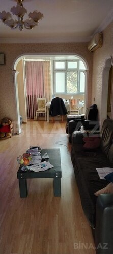 3 otaqlı köhnə tikili - 7-ci mikrorayon q. - 65 m² (5)