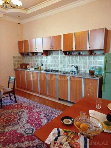 6 otaqlı həyət evi/bağ evi - Novxanı q. - 120 m² (21)