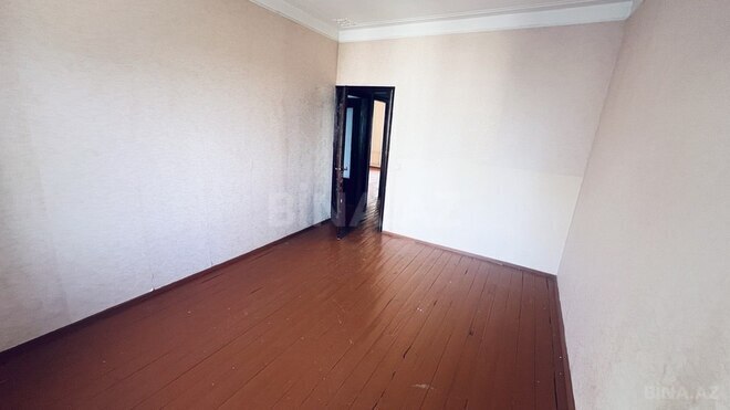 3 otaqlı köhnə tikili - 8-ci mikrorayon q. - 100 m² (8)