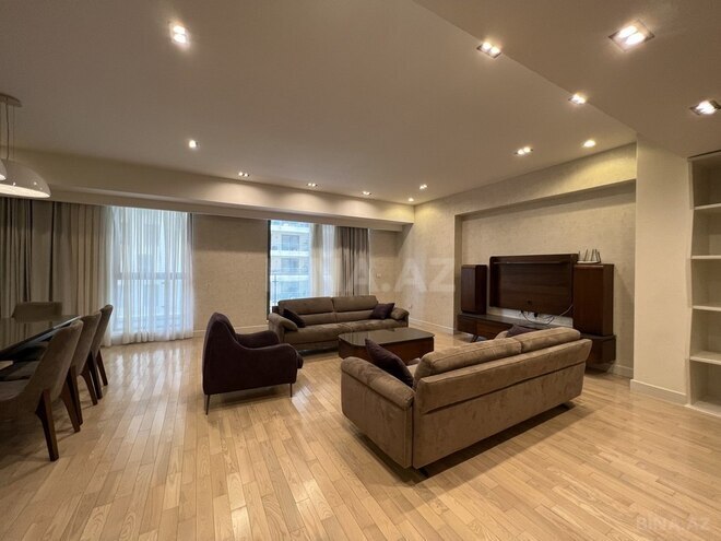 3-комн. новостройка - Сабаильский р. - 180 м² (7)