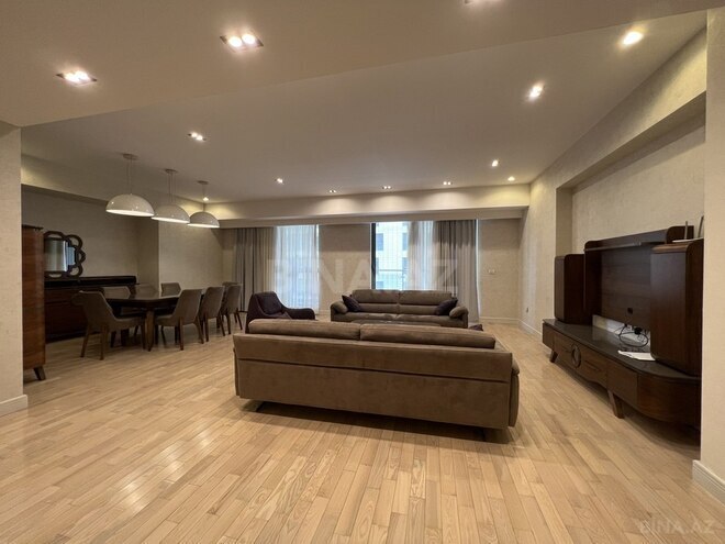 3-комн. новостройка - Сабаильский р. - 180 м² (9)