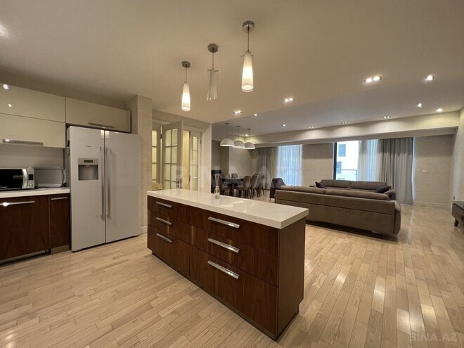 3-комн. новостройка - Сабаильский р. - 180 м² (14)