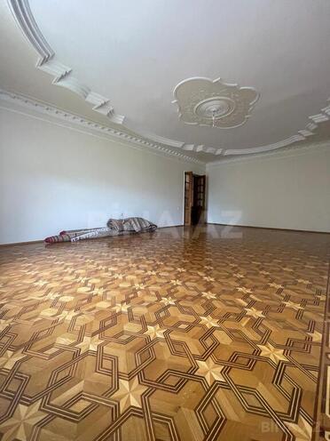 Satılır 7 otaqlı həyət evi/bağ evi 725 m², Nəsimi m., photo 8 from 29