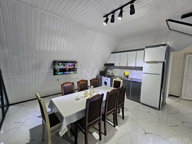 5 otaqlı həyət evi/bağ evi - Qəbələ - 150 m² (11)