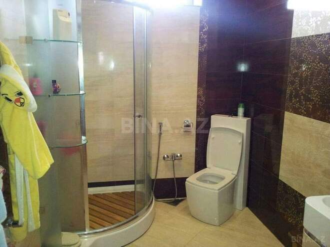 7 otaqlı həyət evi/bağ evi - Şüvəlan q. - 450 m² (30)