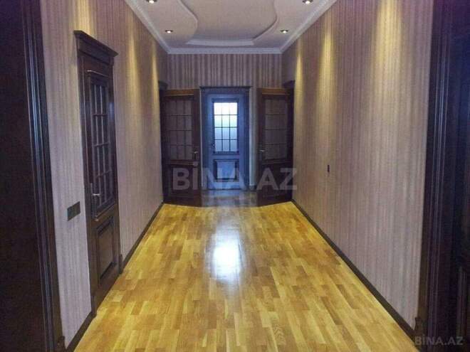 7 otaqlı həyət evi/bağ evi - Şüvəlan q. - 450 m² (23)
