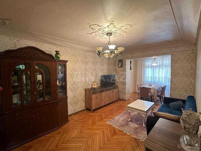 3-комн. вторичка - м. Низами - 70 м² (1)