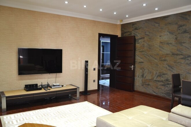 4 otaqlı yeni tikili - 28 May m. - 170 m² (1)