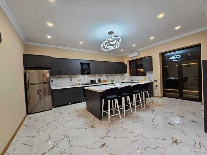 4 otaqlı həyət evi/bağ evi - Nardaran q. - 230 m² (18)