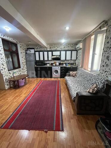 Satılır 3 otaqlı köhnə tikili 70 m², Yasamal r., photo 9 from 25