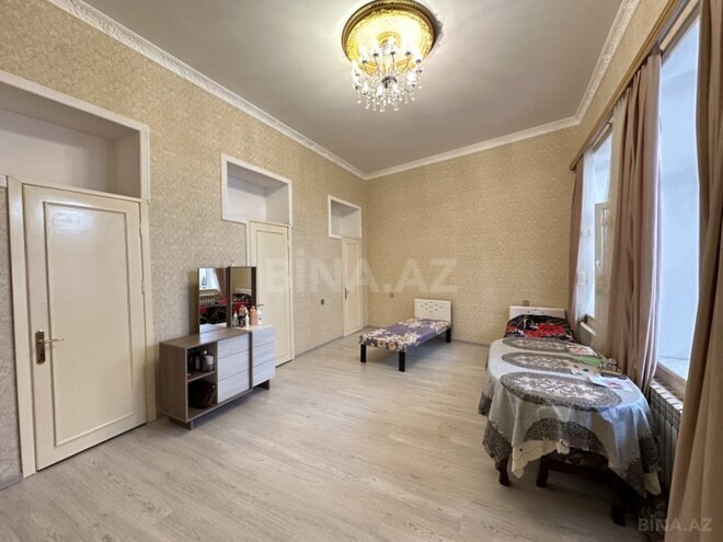 4-комн. вторичка - м. Низами - 90 м² (2)