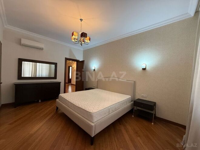 8-комн. дом/дача - пос. Бильгях - 600 м² (14)