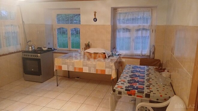5 otaqlı həyət evi/bağ evi - Qax - 150 m² (18)