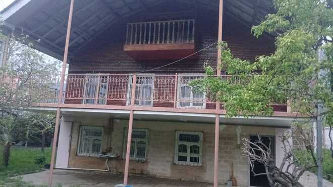 5 otaqlı həyət evi/bağ evi - Qax - 150 m² (3)