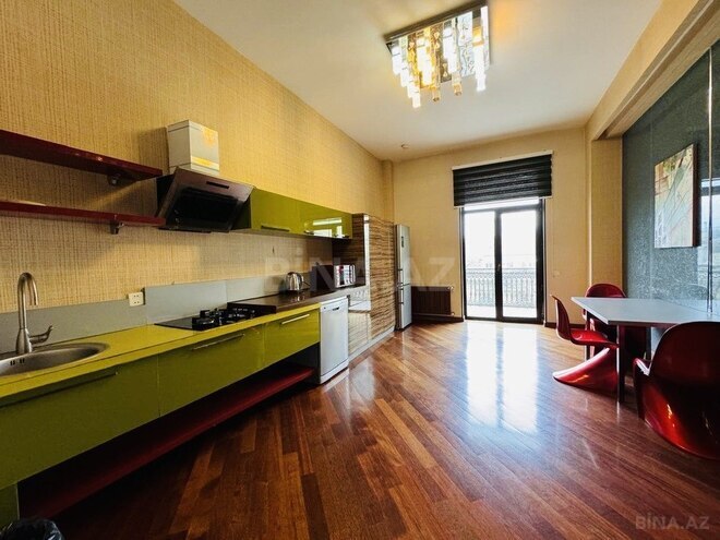 Satılır 4 otaqlı yeni tikili 200 m², Sahil m., photo 22 from 29