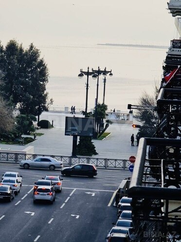 Satılır 4 otaqlı yeni tikili 200 m², Sahil m., photo 27 from 29