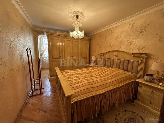 4-комн. вторичка - м. Сахил - 111 м² (26)