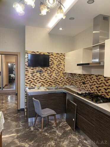 3-комн. новостройка - м. 8 ноября - 146 м² (5)