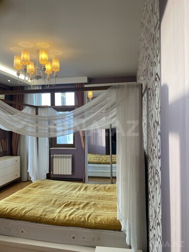 3-комн. новостройка - м. 8 ноября - 146 м² (12)