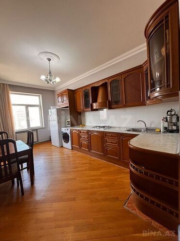 3 otaqlı yeni tikili - Elmlər Akademiyası m. - 132 m² (1)