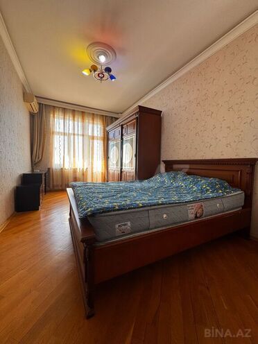 3 otaqlı yeni tikili - Elmlər Akademiyası m. - 132 m² (11)