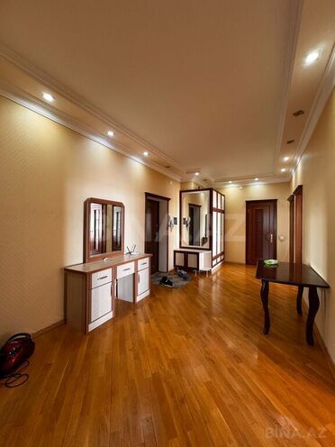 3 otaqlı yeni tikili - Elmlər Akademiyası m. - 132 m² (5)