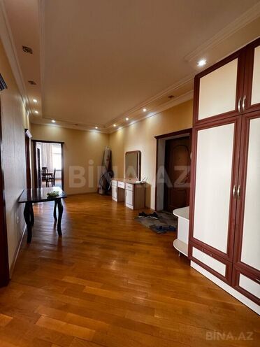 3 otaqlı yeni tikili - Elmlər Akademiyası m. - 132 m² (9)