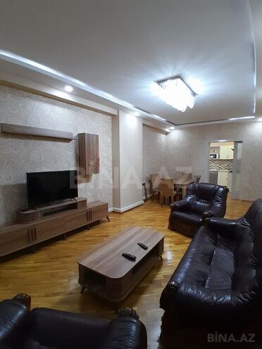 3 otaqlı yeni tikili - Şah İsmayıl Xətai m. - 105 m² (12)
