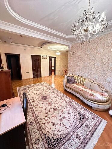 7 otaqlı həyət evi/bağ evi - Ceyranbatan q. - 300 m² (5)