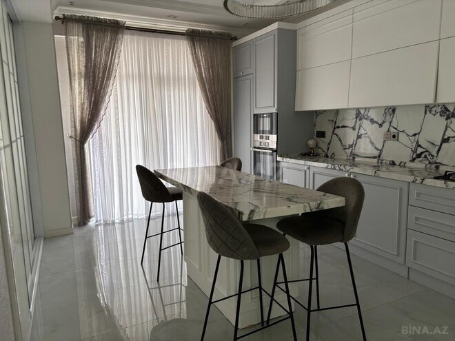 4-комн. новостройка - м. 28 мая - 171 м² (15)