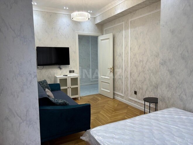 4-комн. новостройка - м. 28 мая - 171 м² (13)