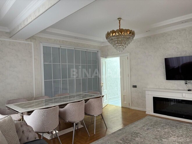 4-комн. новостройка - м. 28 мая - 171 м² (3)