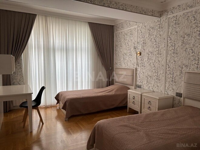 4-комн. новостройка - м. 28 мая - 171 м² (12)