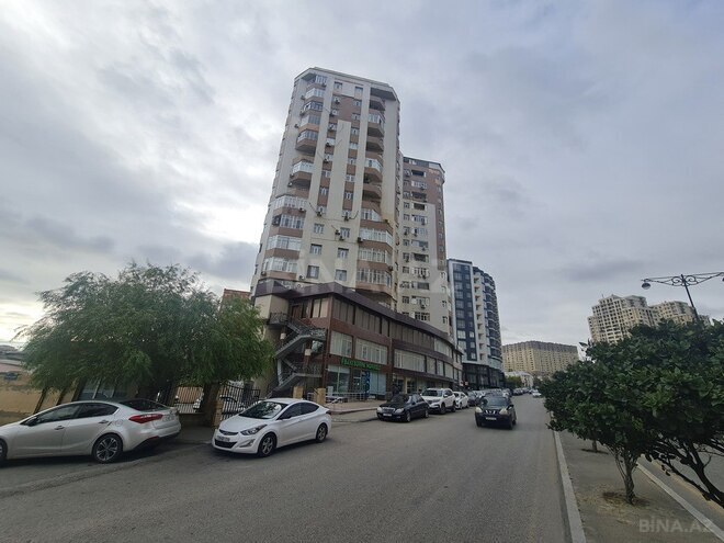 Продаётся 10-комн. офис 215 м², м. Иншаатчылар, photo 4 from 8
