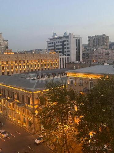 Satılır 5 otaqlı yeni tikili 310 m², İçəri Şəhər m., photo 28 from 29