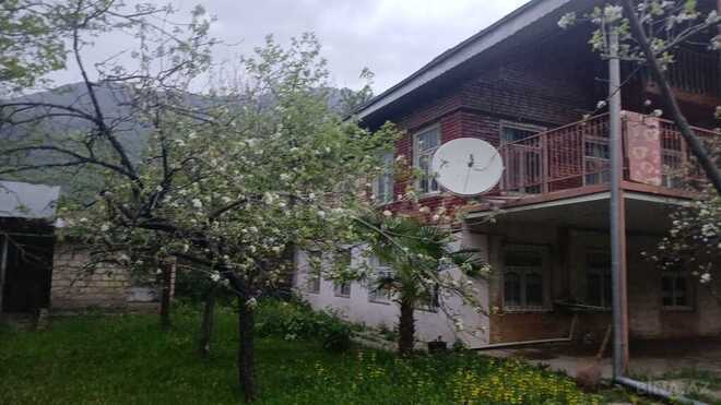 5 otaqlı həyət evi/bağ evi - Qax - 150 m² (1)