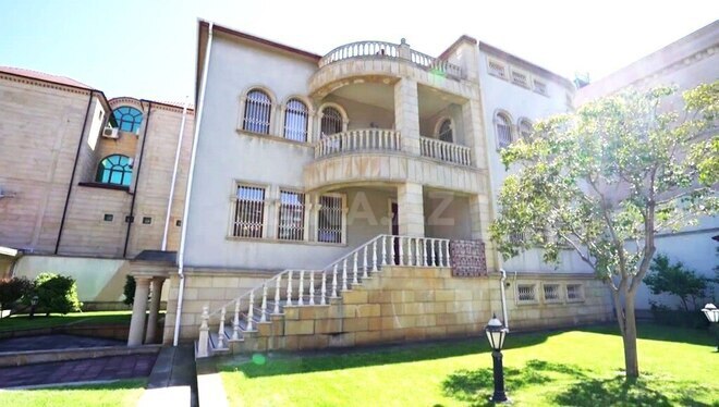 8 otaqlı həyət evi/bağ evi - Nərimanov r. - 500 m² (1)